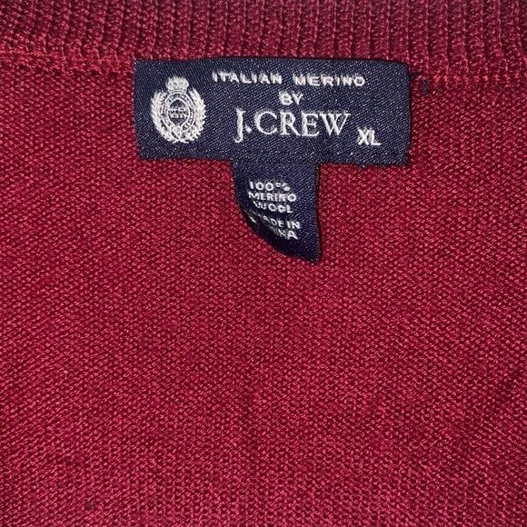 J CREW ITALIAN MERINO WOOL HEFTIER LIGHTWEIGHT WARM V NECK IN BURGUNDY COLORED - Picture 2 of 9